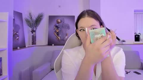 Snapshot of starlight_madison chatting on February 2026 02:19:02 AM Madison online show from February 2026 02:19:02 AM