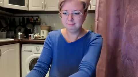 Snapshot of stasya_07 chatting on October 2025 01:57:01 AM Stasya online show from October 2025 01:57:01 AM