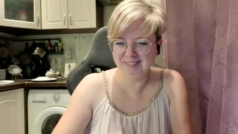 Snapshot of stasya_07 chatting on January 2026 01:07:02 AM Stasya online show from January 2026 01:07:02 AM