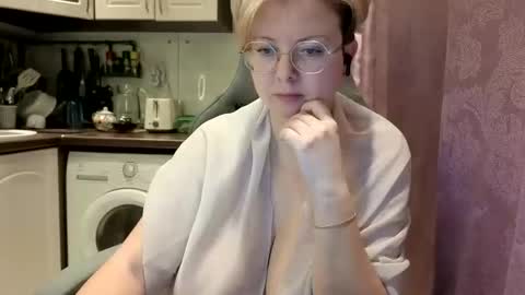 Snapshot of stasya_07 chatting on January 2026 01:22:02 AM Stasya online show from January 2026 01:22:02 AM