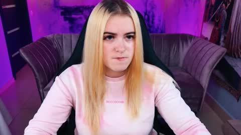 stef_nicks online show from October 2025 09:09:01 AM