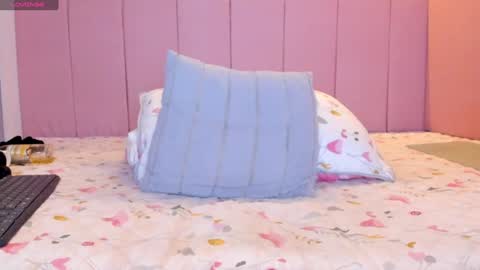 Stefa Gomez  online show from December 2024 02:49:02 PM