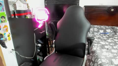 julieth-cancer online show from April 2026 01:12:01 AM