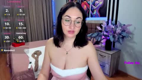 StefanaWinter online show from May 2026 11:04:02 AM