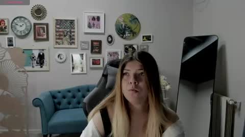 Stefania online show from July 2026 05:03:01 AM
