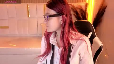 Stefania tp    730am - 1400 pm online show from March 2026 12:33:02 PM