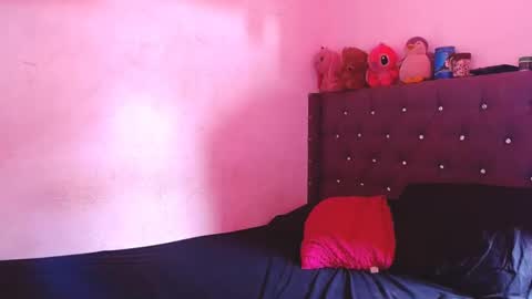 stefanny beautiful online show from March 2025 02:42:02 PM