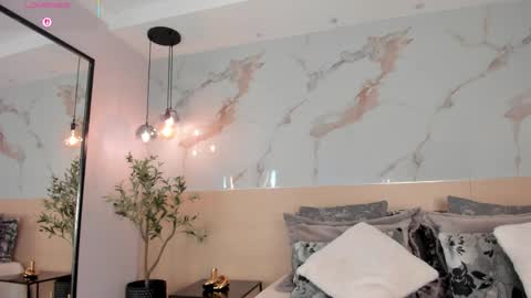    online show from April 2026 11:15:01 AM