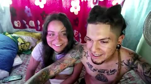 Snapshot of steffandjoshh420 chatting on January 2026 09:27:01 PM steffandjoshh420 online show from January 2026 09:27:01 PM