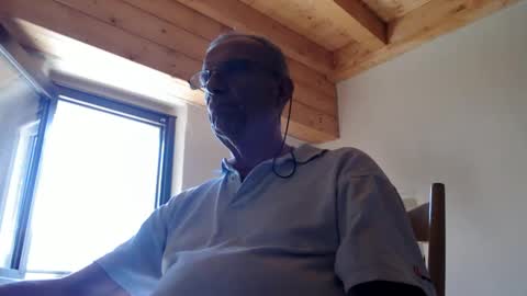 Snapshot of stefi444466 chatting on May 2026 12:34:02 PM stefi444466 online show from May 2026 12:34:02 PM