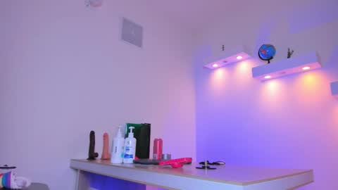 Stefany Bratz online show from March 2026 05:02:01 AM