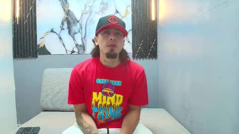 steiner_01 online show from October 2025 05:30:02 AM