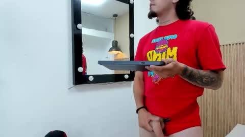 steiner_01 online show from November 2025 04:01:02 AM