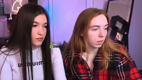 stella_flower online show from March 2026 12:56:01 PM