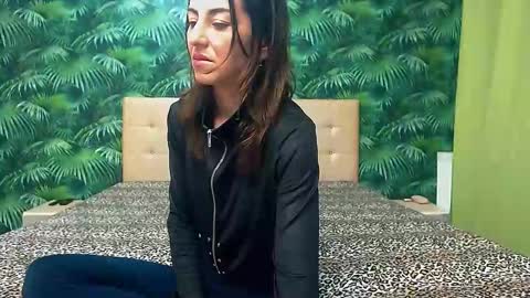 Snapshot of stella_john chatting on January 2025 05:50:01 AM Stella John online show from January 2025 05:50:01 AM