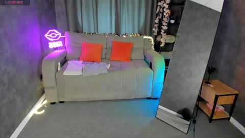 Snapshot of stella_mystic chatting on July 2026 09:16:02 AM Stella online show from July 2026 09:16:02 AM