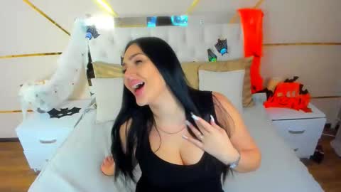 Snapshot of stella_nelson chatting on November 2025 07:53:02 AM Stella Nelson online show from November 2025 07:53:02 AM