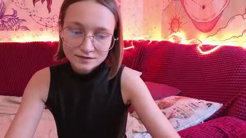 Stella online show from June 2026 08:02:01 PM