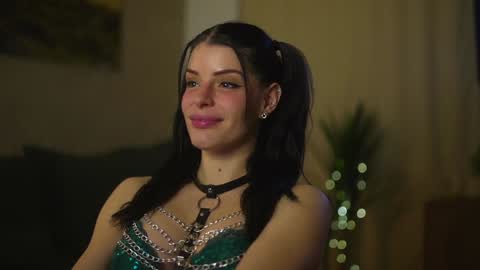 Snapshot of stella_shock chatting on January 2025 06:26:01 AM Stella online show from January 2025 06:26:01 AM