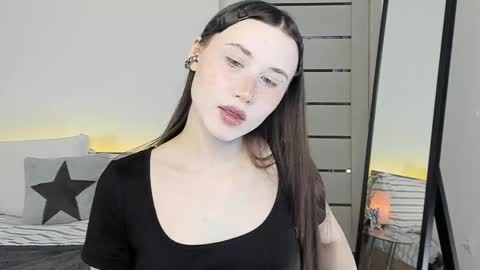 stella_sunny online show from April 2026 09:06:02 PM