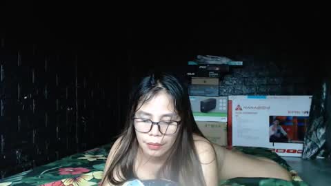 Snapshot of stella_whip chatting on November 2025 11:40:02 PM Mistress Morticia online show from November 2025 11:40:02 PM