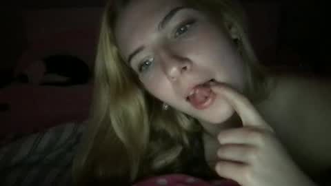 Snapshot of stelladams chatting on December 2024 09:47:02 AM stelladams online show from December 2024 09:47:02 AM