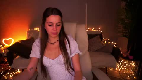 stellahoneywell online show from May 2026 01:17:01 PM