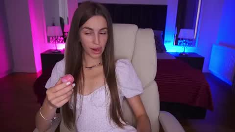 stellahoneywell online show from July 2026 12:36:02 PM