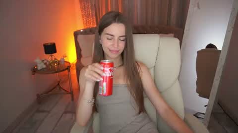 stellahoneywell online show from July 2026 01:31:01 PM