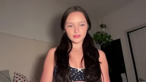 Stella Kay online show from May 2026 01:22:01 AM