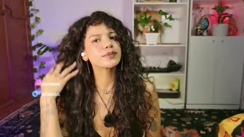 stellart_ online show from November 2025 12:10:02 AM