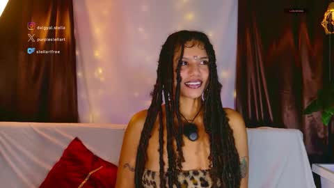 stellart_ online show from May 2026 02:18:01 AM