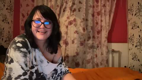 StellarTeam online show from December 2024 05:55:01 PM