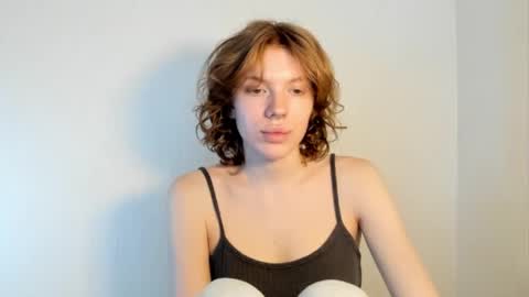 Snapshot of stellaswen chatting on September 2025 11:54:02 AM S T E L L A online show from September 2025 11:54:02 AM