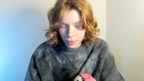 Snapshot of stellaswen chatting on October 2025 09:10:01 AM S T E L L A online show from October 2025 09:10:01 AM