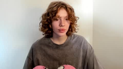 Snapshot of stellaswen chatting on October 2025 08:11:01 AM S T E L L A online show from October 2025 08:11:01 AM