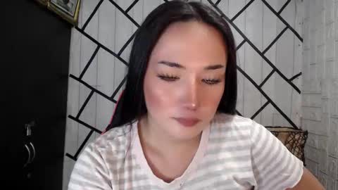 Snapshot of stellaven chatting on May 2026 10:21:02 AM Stellaven online show from May 2026 10:21:02 AM
