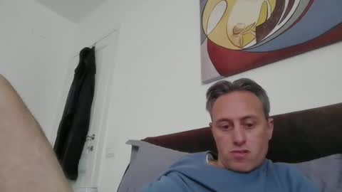 sten015 online show from April 2026 12:10:01 PM