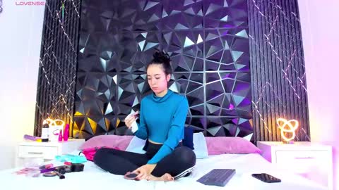 stephanandsamantha online show from September 2025 09:05:01 PM