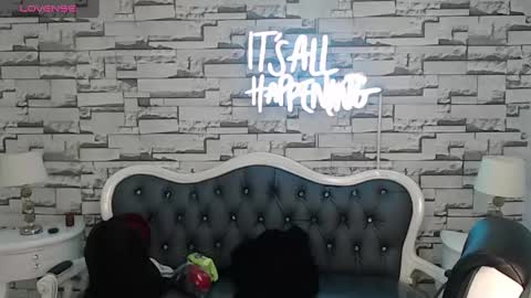 Stephania online show from February 2025 10:59:02 AM