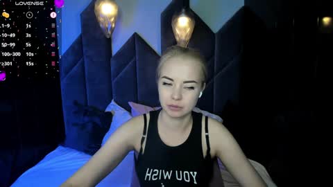Stephanie Sea online show from January 2025 05:41:01 PM