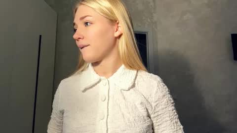 Steph online show from March 2026 01:22:01 PM