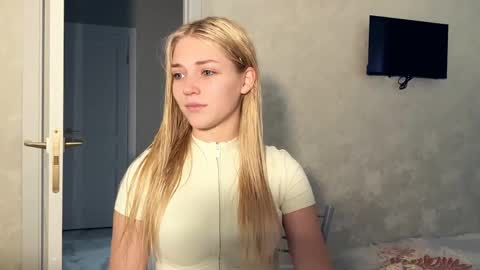 Steph online show from April 2026 01:08:02 PM