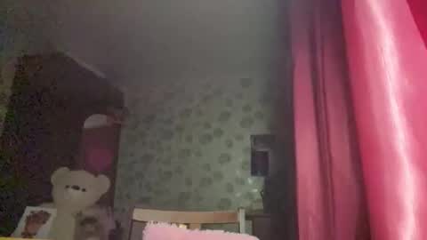 Snapshot of stephaniflicek chatting on February 2026 03:01:01 PM Stephani online show from February 2026 03:01:01 PM