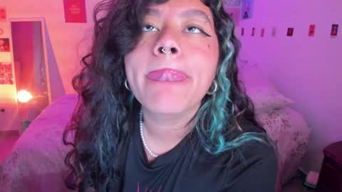 Stephanie  online show from January 2025 01:50:01 AM