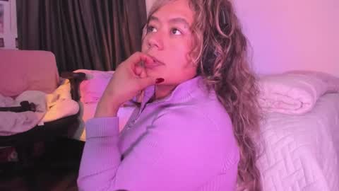 Stephanie  online show from September 2025 06:35:01 AM