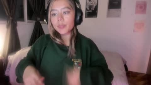 Stephanie  online show from March 2026 05:08:02 AM