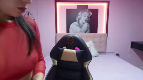stephany_rodriguez_ online show from February 2025 12:26:02 PM