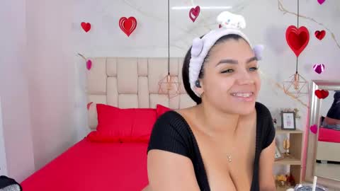 Stefanny online show from February 2025 10:03:02 PM