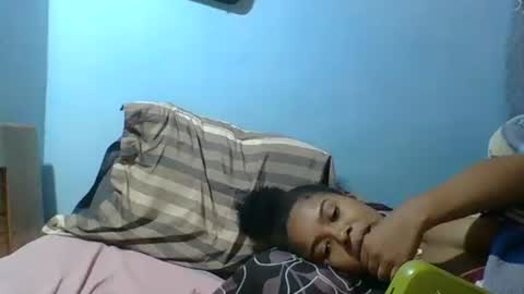 Snapshot of stephaolysca chatting on April 2026 02:43:01 PM stephaolysca online show from April 2026 02:43:01 PM